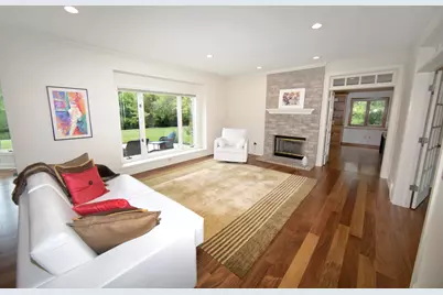 10431 N Gazebo Hill Pkwy, Mequon, WI 53092 - Photo 8