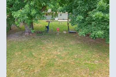 808  Memorial Dr, Kewaskum, WI 53040 - Photo 36