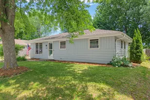 808 Memorial Dr, Kewaskum, WI 53040 - Photo 42