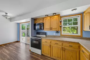808 Memorial Dr, Kewaskum, WI 53040 - Photo 8