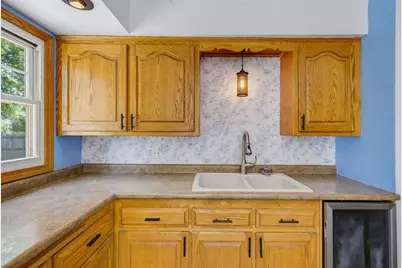 808  Memorial Dr, Kewaskum, WI 53040 - Photo 12