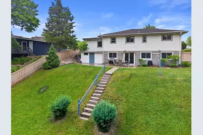 353  Tower Ct, Pewaukee, WI 53072 - Photo 26
