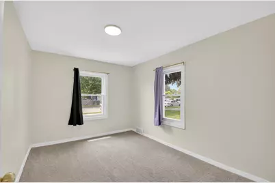 3012  Dwight St, Racine, WI 53403 - Photo 12