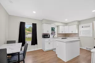 3012 Dwight St, Racine, WI 53403 - Photo 4