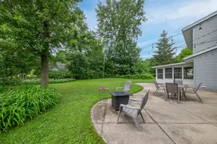 21565 Ann Rita Dr, Brookfield, WI 53045 - Photo 20