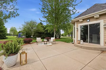 W280N8120  Black Diamond Ct, Merton, WI 53029 - Photo 22