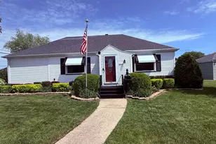 1826 26th St, Kenosha, WI 53140 - Photo 1