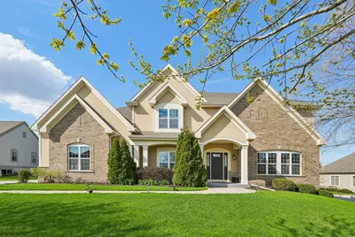 N55W20970  Carters Crossing Cir, Menomonee Falls, WI 53051 - Photo 1