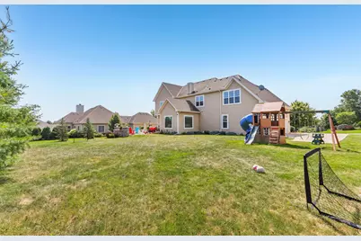 N55W20970  Carters Crossing Cir, Menomonee Falls, WI 53051 - Photo 62