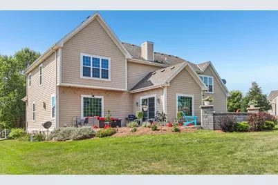 N55W20970  Carters Crossing Cir, Menomonee Falls, WI 53051 - Photo 64