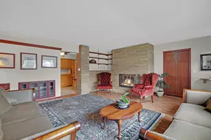 2216 Cleveland Ave, Sheboygan, WI 53081 - Photo 2