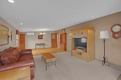 2216  Cleveland Ave, Sheboygan, WI 53081 - Photo 14