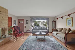 2216 Cleveland Ave, Sheboygan, WI 53081 - Photo 4