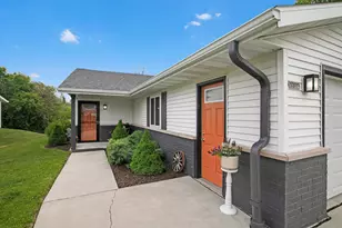 1309 N 49th St, Sheboygan, WI 53081 - Photo 2