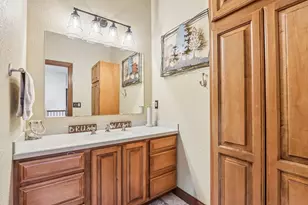 1611 51st St, Racine, WI 53108 - Photo 34