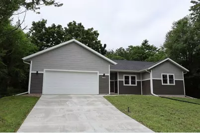 11893  Pine St, Trempealeau, WI 54661 - Photo 32