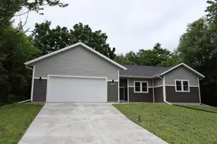 11893 Pine St, Trempealeau, WI 54661 - Photo 32