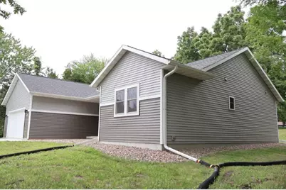 11893  Pine St, Trempealeau, WI 54661 - Photo 2