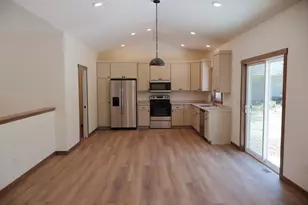 11893 Pine St, Trempealeau, WI 54661 - Photo 10