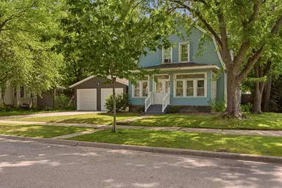 413  20th St, La Crosse, WI 54601 - Photo 2