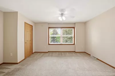 2100  Miller St #C, West Bend, WI 53095 - Photo 10