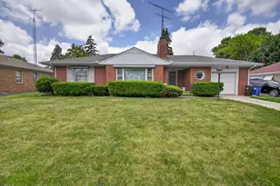 1112 Kentucky St, Racine, WI 53405 - Photo 1