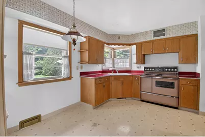1112  Kentucky St, Racine, WI 53405 - Photo 14