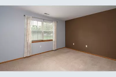 18730  Emerald Cir #B, Brookfield, WI 53045 - Photo 6