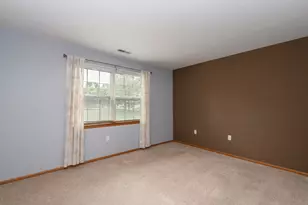 18730 Emerald Cir, Brookfield, WI 53045 - Photo 6