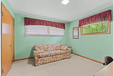 409  Vernon Ave, Thiensville, WI 53092 - Photo 24