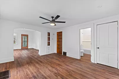 1220 E Russell Ave, Milwaukee, WI 53207 - Photo 6
