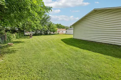 N1359  Moss Dr, Bloomfield, WI 53128 - Photo 24