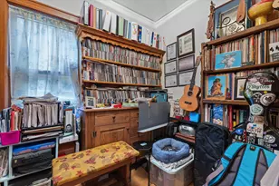 226 E Smith St, Milwaukee, WI 53207 - Photo 10