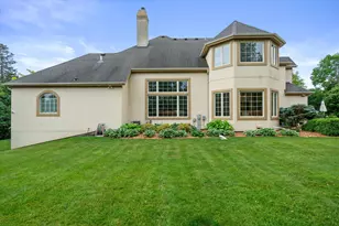1308 Robin Ln, Racine, WI 53402 - Photo 12