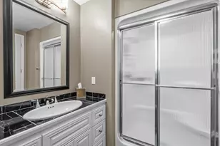 1308 Robin Ln, Racine, WI 53402 - Photo 50