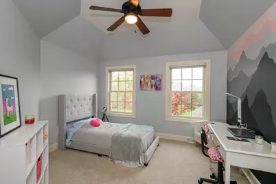 10935 N Oriole Ln, Mequon, WI 53092 - Photo 42