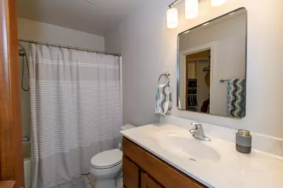 10935 N Oriole Ln, Mequon, WI 53092 - Photo 48