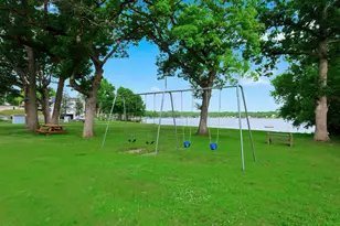 33834 Hillcrest Dr, Burlington, WI 53105 - Photo 32