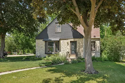 4630 W Cleveland Ave, Milwaukee, WI 53219 - Photo 1