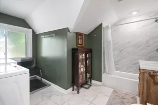 2226 N 51st St, Milwaukee, WI 53208 - Photo 16