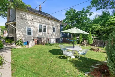 2226 N 51st St, Milwaukee, WI 53208 - Photo 24