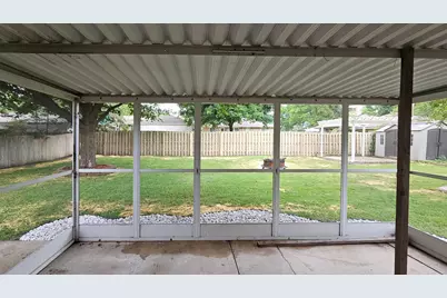 2127 N 122nd St, Wauwatosa, WI 53226 - Photo 22