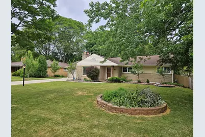 2127 N 122nd St, Wauwatosa, WI 53226 - Photo 18