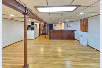 2127 N 122nd St, Wauwatosa, WI 53226 - Photo 38