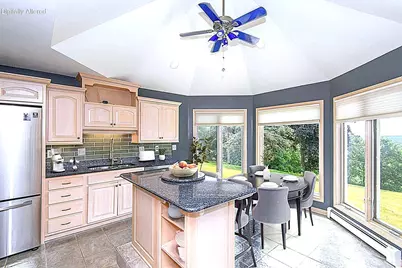 W215N5353  Ada Ct, Menomonee Falls, WI 53051 - Photo 8