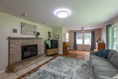 1301  31st Pl, La Crosse, WI 54601 - Photo 4
