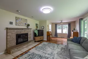 1301 31st Pl, La Crosse, WI 54601 - Photo 4
