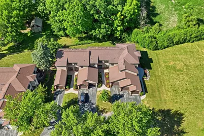 8116 S Forest Hills Cir #8116, Franklin, WI 53132 - Photo 24