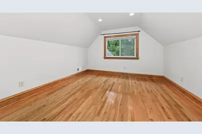 6336 W Locust St, Milwaukee, WI 53210 - Photo 32