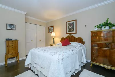 13335  Watertown Plank Rd #110, Elm Grove, WI 53122 - Photo 16